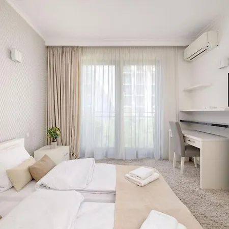 Elegant De 3 Et Parking Apartment Prague